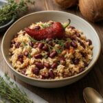 Nationalgericht Jamaika: Karibischer Reis und Erbsen (Rezept) Nationalgericht Jamaika: Karibischer Reis und Erbsen (Rezept)
