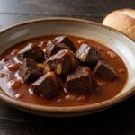 Nationalgericht Österreich: Wiener Rindsgulasch (Rezept) Nationalgericht Österreich: Wiener Rindsgulasch (Rezept)