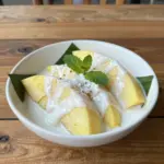 Nationalgericht Fiji: Boiled Breadfruit with Coconut Cream (Rezept) Nationalgericht Fiji: Boiled Breadfruit with Coconut Cream (Rezept)