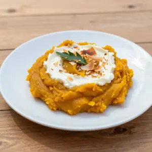 Nationalgericht Fiji: Cassava and Pumpkin Mash (Rezept)