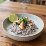 Nationalgericht Fiji: Smoked Fish and Taro Mash (Rezept) Nationalgericht Fiji: Smoked Fish and Taro Mash (Rezept)