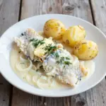 Nationalgericht Island: Saltfiskur í Kremuðum Lauk (Rezept) Nationalgericht Island: Saltfiskur í Kremuðum Lauk (Rezept)