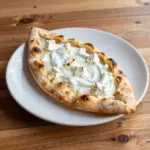Nationalgericht Montenegro: Pita sa sirom (Rezept)