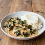 Nationalgericht Sambia: Cassava Leaves in Peanut Sauce (Rezept)