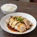 Nationalgericht Taiwan: Scallion Oil Chicken (Rezept) Nationalgericht Taiwan: Scallion Oil Chicken (Rezept)