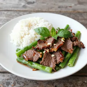 Nationalgericht Vietnam: Thit Bo Xao Dau Que (Rezept)